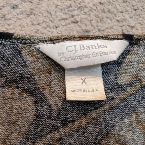 Christopher & Banks Black and Tan Leaf Cardigan - Picture 5 of 7